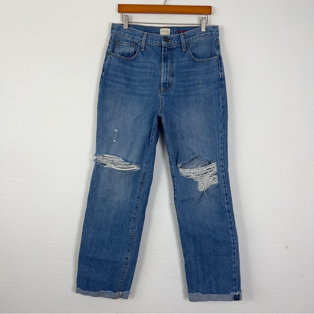 Alice + Olivia Amazing High Rise Boyfriend Jean size 31